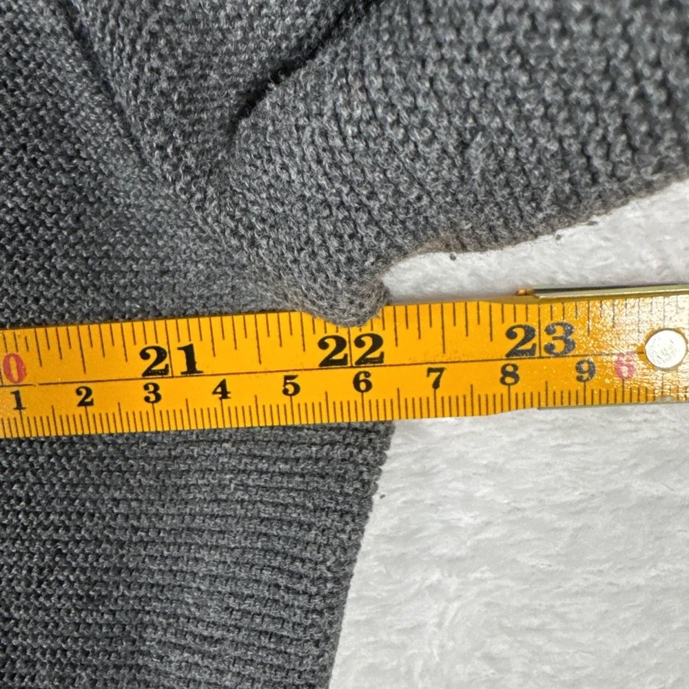 Calvin Klein Men's M Grey 100% Pima Cotton Crewneck‎ Long Sleeve Sweater